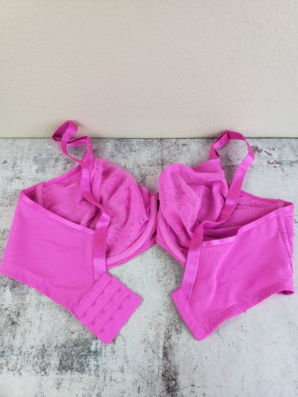 Curvy Couture FLIRT No Show Lace Unlined Underwire Bra Pink size 40G T-Shirt Bra - Picture 3 of 11